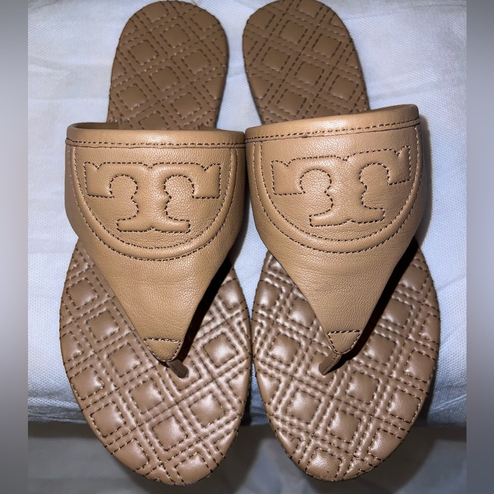 Tory Burch Fleming Quilted Leather Thong Sandals Size 7